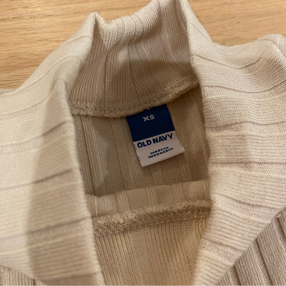 2 Ribbed Mock Neck Tops - Picture 13 of 16